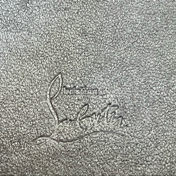 Christian Louboutin gunmetal card holder. - Picture 4 of 8